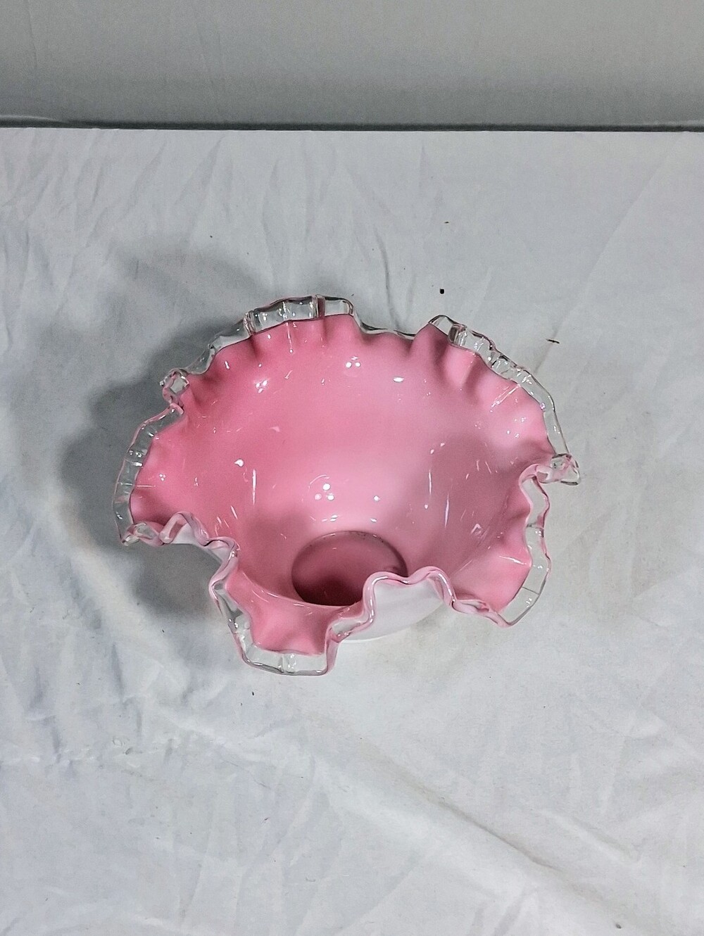 Fenton 1950's Glass Collectible Pink Silver Crest Artsy 7" Ruffled Bowl - Picture 7 of 10
